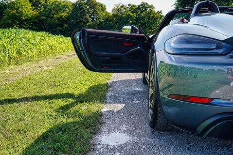 Porsche 718 Spyder RS 7