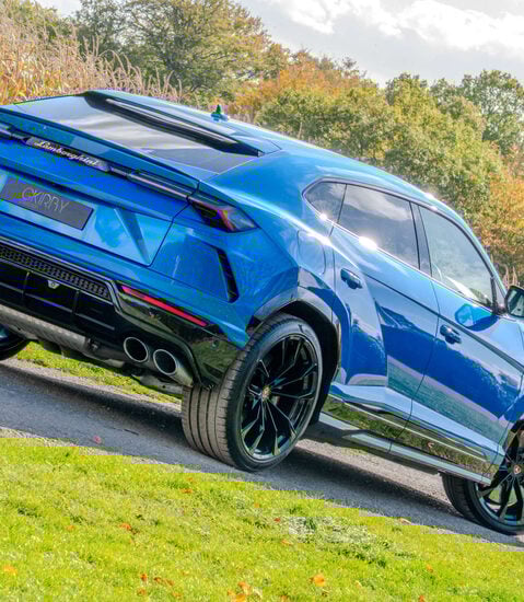 Lamborghini Urus V8 1