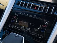 Lamborghini Urus V8 16