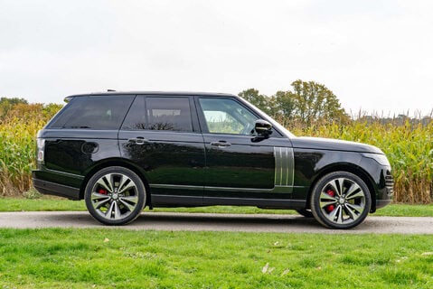 Land Rover Range Rover 5.0 SV Autobiography Dynamic V8 SC Auto 4WD 5dr 3
