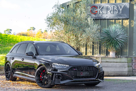 Audi RS4 Carbon Black 2