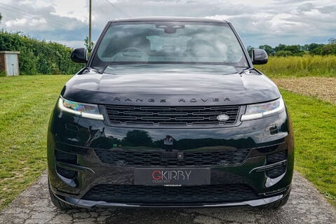 Land Rover Range Rover Sport D350 First Edition 22