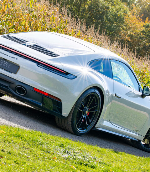 Porsche 911 Carrera 4 GTS PDK 1