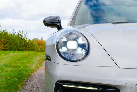 Porsche 911 Carrera 4 GTS PDK 24