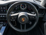 Porsche 911 Carrera 4 GTS PDK 13