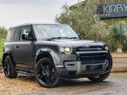 Land Rover Defender V8 Carpathian Edition 1