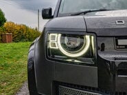 Land Rover Defender V8 Carpathian Edition 18