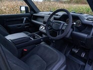 Land Rover Defender V8 Carpathian Edition 9