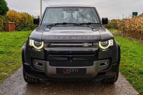 Land Rover Defender V8 Carpathian Edition 17