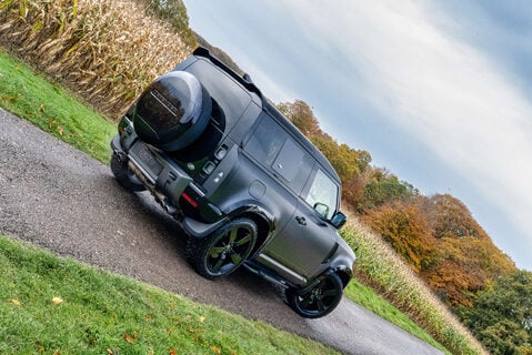Land Rover Defender V8 Carpathian Edition 20