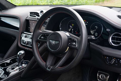 Bentley Bentayga 4.0 V8 (550 ps) 13