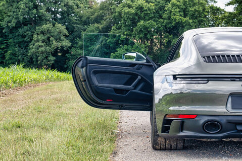 Porsche 911 Carrera GTS PDK 7
