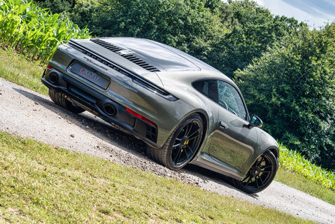 Porsche 911 Carrera GTS PDK 20