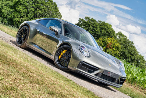 Porsche 911 Carrera GTS PDK 19