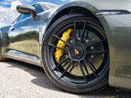 Porsche 911 Carrera GTS PDK 6