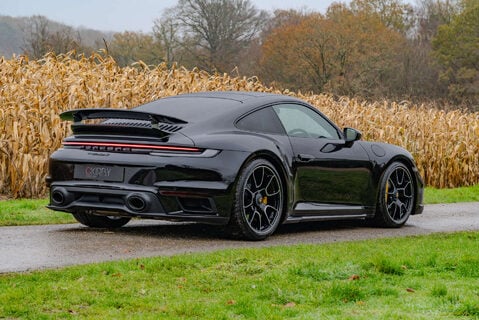 Porsche 911 Turbo S PDK Coupe 5