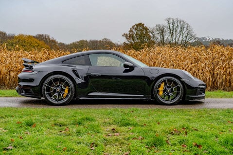 Porsche 911 Turbo S PDK Coupe 4
