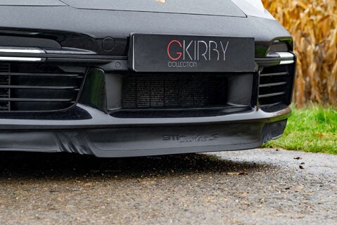 Porsche 911 Turbo S PDK Coupe 29