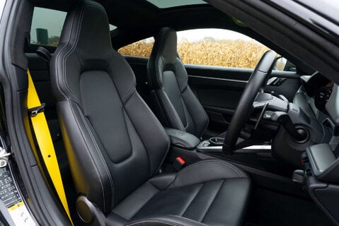 Porsche 911 Turbo S PDK Coupe 11