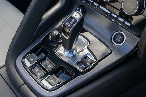 Jaguar F-Type 2.0 F-Type I4 R-Dynamic Auto 2dr 15