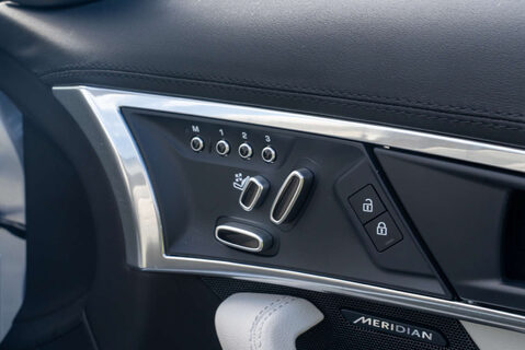 Jaguar F-Type 2.0 F-Type I4 R-Dynamic Auto 2dr 13