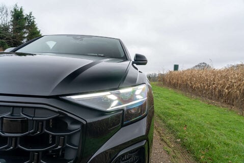 Audi Q8 4.0 SQ8 Vorsprung TFSI Quattro A 4WD 5dr 17