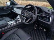 Audi Q8 4.0 SQ8 Vorsprung TFSI Quattro A 4WD 5dr 10