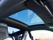 Porsche 911 Carrera 4 GTS HEV 17