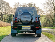 Land Rover Defender P400e XS Edition PHEV 26