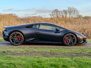 Lamborghini Huracan Evo LP 640-4 4