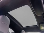 Porsche 911 Carrera GTS Manual 18