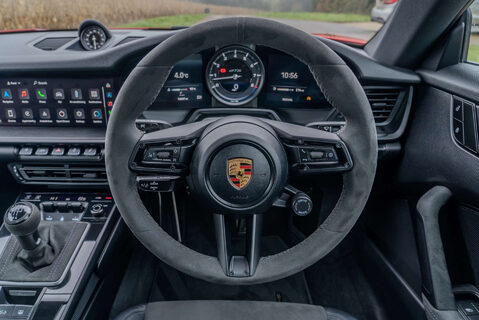 Porsche 911 Carrera GTS Manual 13