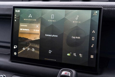 Land Rover Defender D300 X-Dynamic HSE URBAN 16