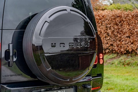 Land Rover Defender D300 X-Dynamic HSE URBAN 26