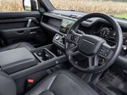 Land Rover Defender D300 X-Dynamic HSE URBAN 10