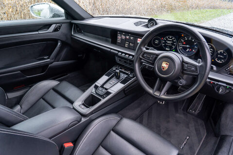 Porsche 911 992 Carrera 4S PDK Convertible 11