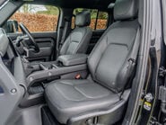 Land Rover Defender D300 X-Dynamic HSE URBAN 9