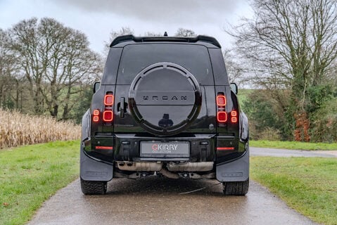 Land Rover Defender D300 X-Dynamic HSE URBAN 27