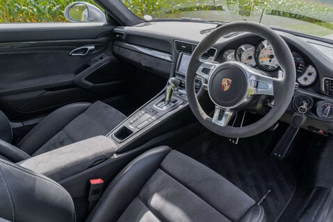 Porsche 911 GT3 3.8 PDK 11
