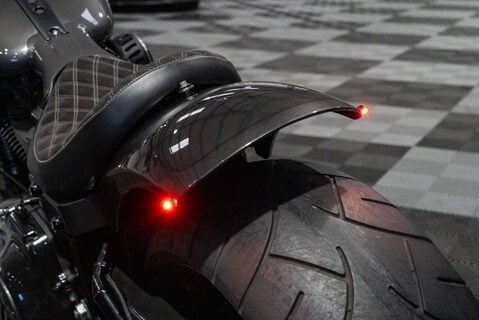 Harley-Davidson Softail Fat Boy Special Full Custom 20