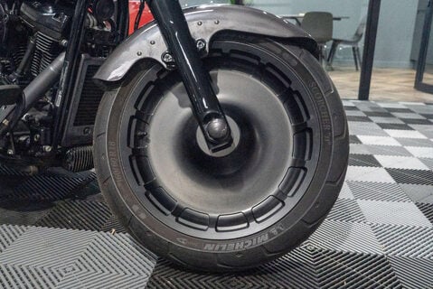 Harley-Davidson Softail Fat Boy Special Full Custom 21