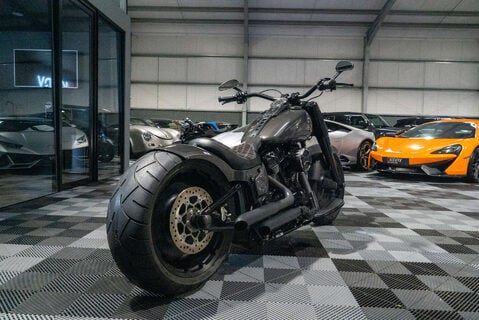 Harley-Davidson Softail Fat Boy Special Full Custom 5