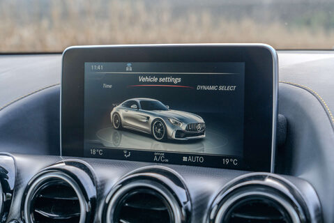 Mercedes-Benz Amg GT AMG GT R 16