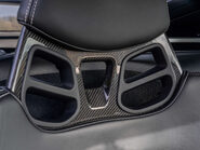 Porsche 718 Cayman GT4 16