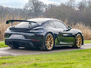 Porsche 718 Cayman GT4 5