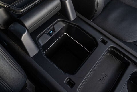 Land Rover Defender P400e XS Edition 17