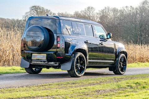 Land Rover Defender P400e XS Edition 5