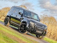 Land Rover Defender P400e XS Edition 19