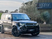 Land Rover Defender P400e XS Edition 2