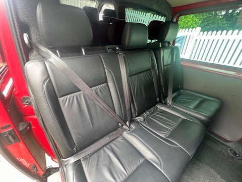 Volkswagen Transporter T32 TDI KOMBI HIGHLINE 46